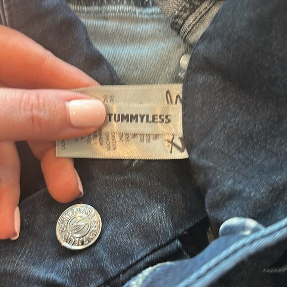 Seven7 10 Tummyless Darkwash Non-Distressed Skinny Jean - Picture 6 of 10